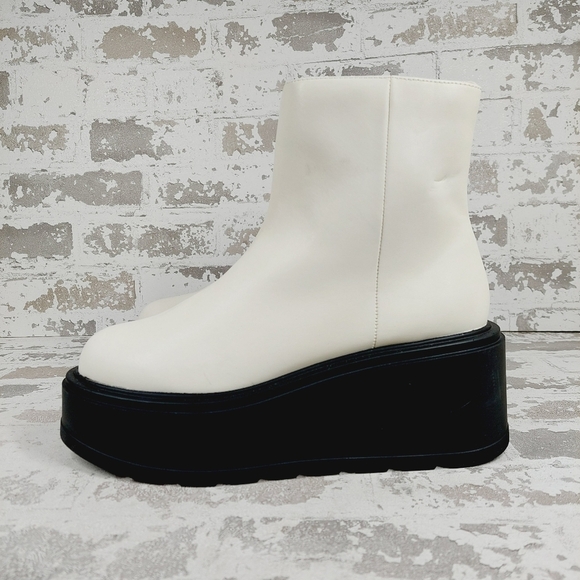 NEW Bp. Milo White Faux Leather Zip Up Platform Ankle Boots K436 - Picture 1 of 12